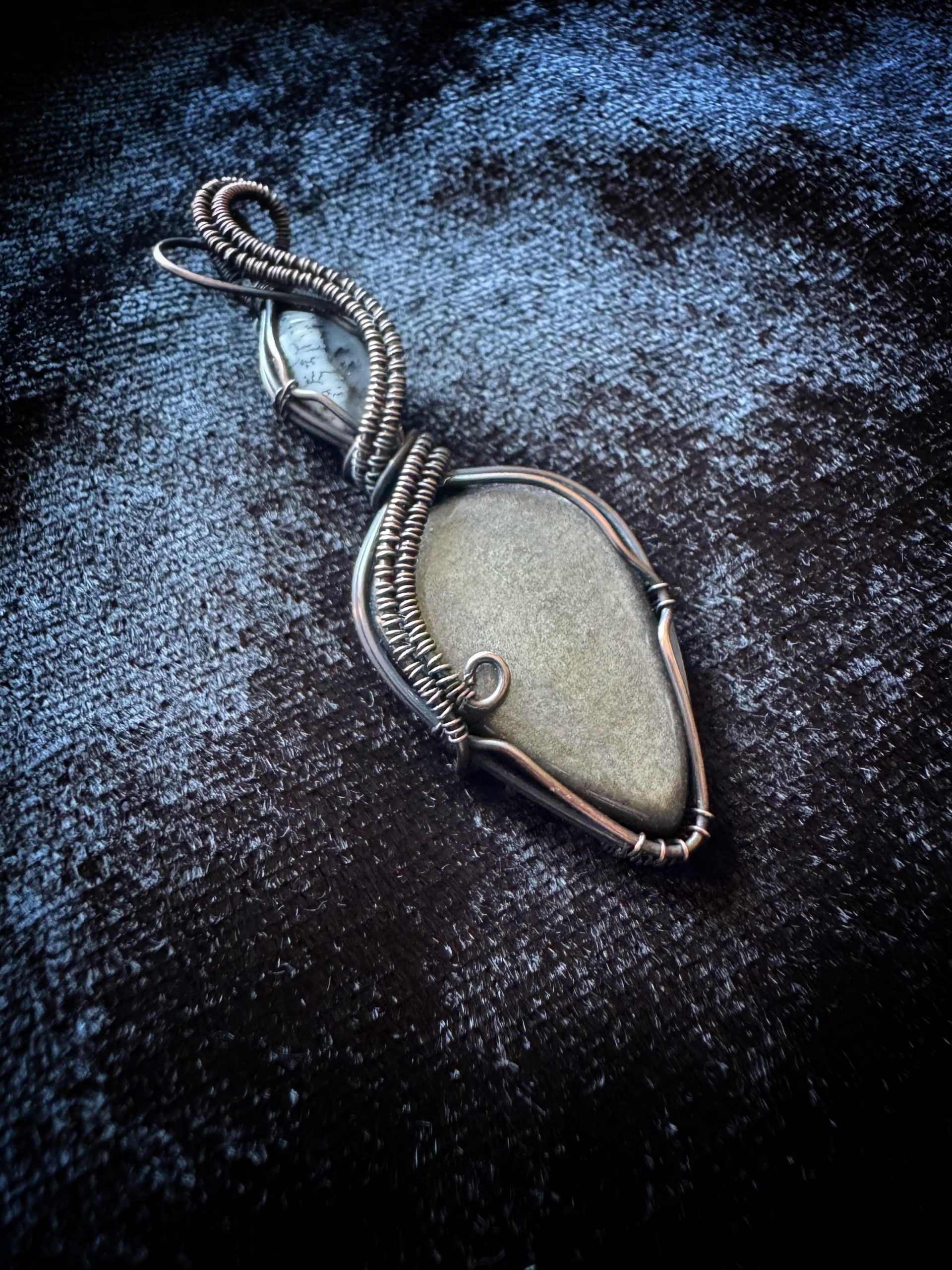 Winter in Niflheim - Silver Sheen Obsidian - Image 4