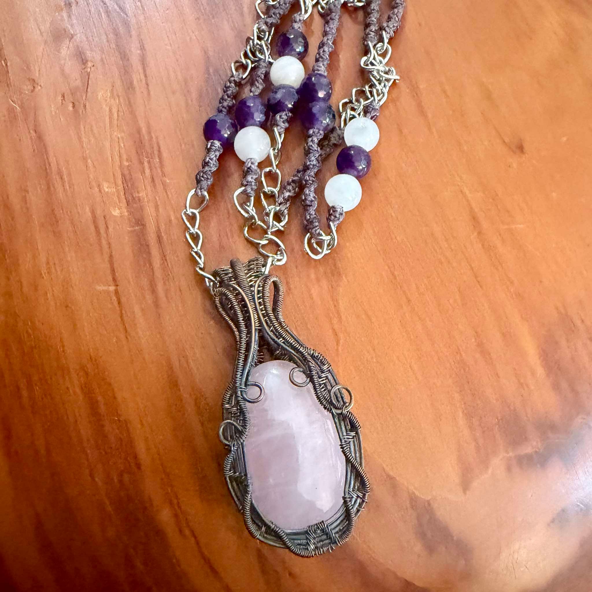 Freyja's Heart - Rose Quartz - Image 2